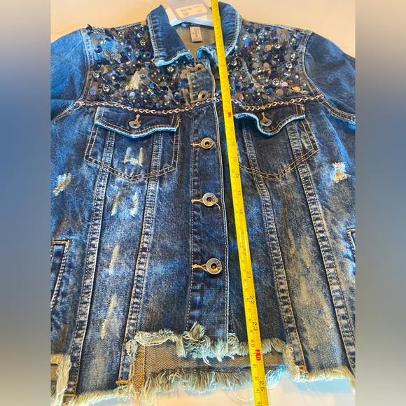 Vintage style Denim Jean Jacket with embellishments. Size M - made in Italy - Picture 10 of 16